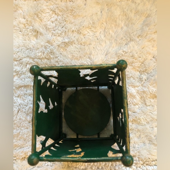 Christmas Santa candle holder ornament display - Picture 6 of 7